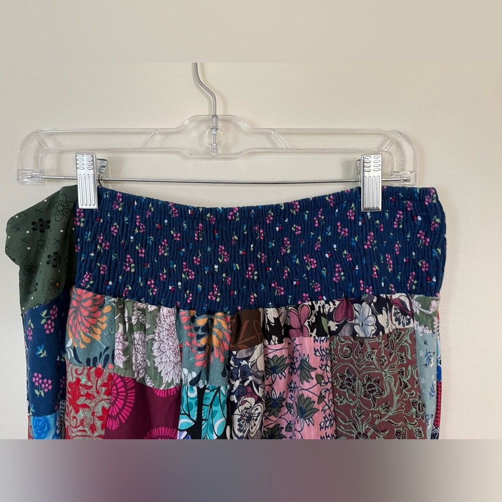 NWT Blue Sky Patchwork Hippie Bell Pull on elastic pants multi color pattern L - Picture 4 of 6